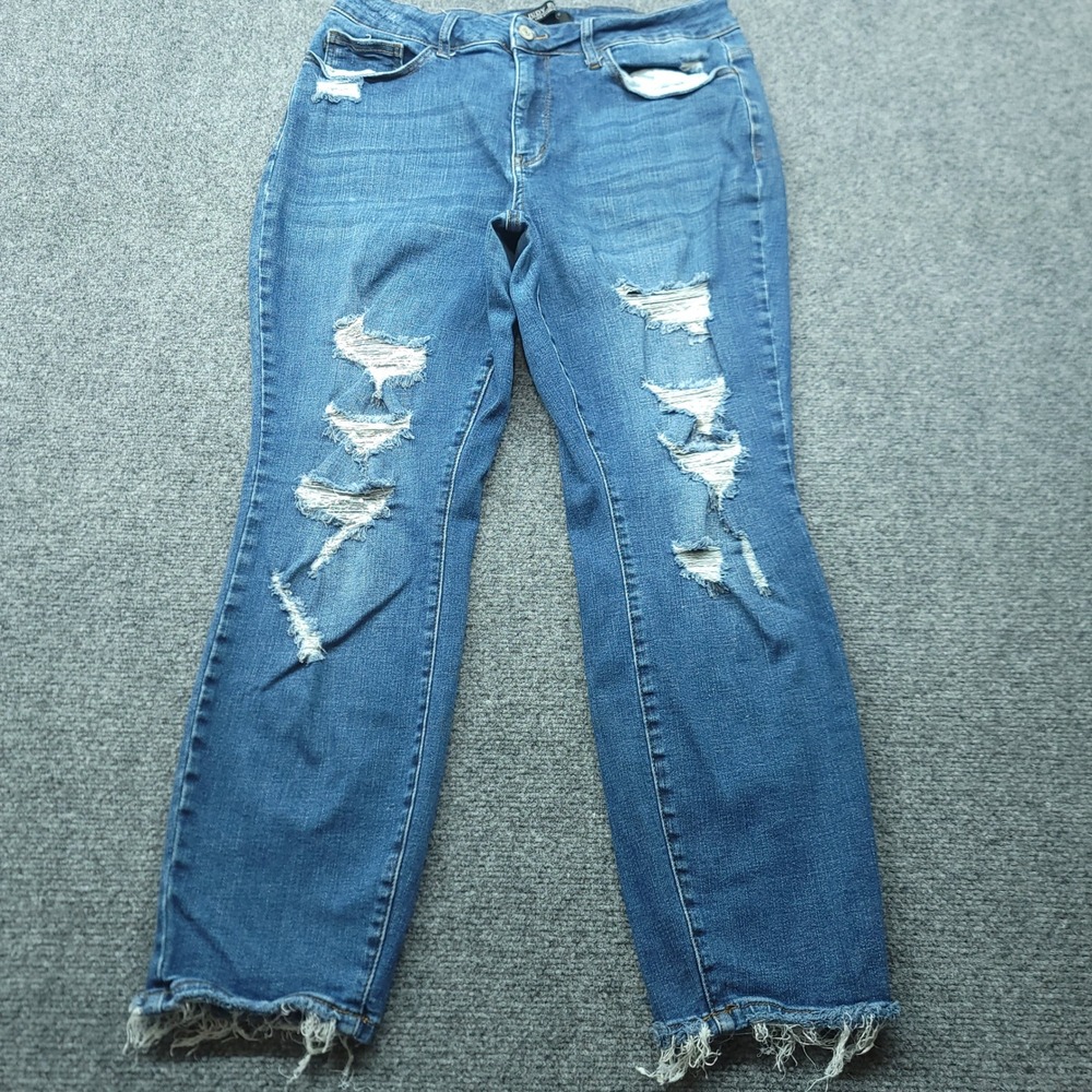 Judy Blue Boyfriend Fit Distressed Raw Hem Jeans Medium Wash 14W JB88305